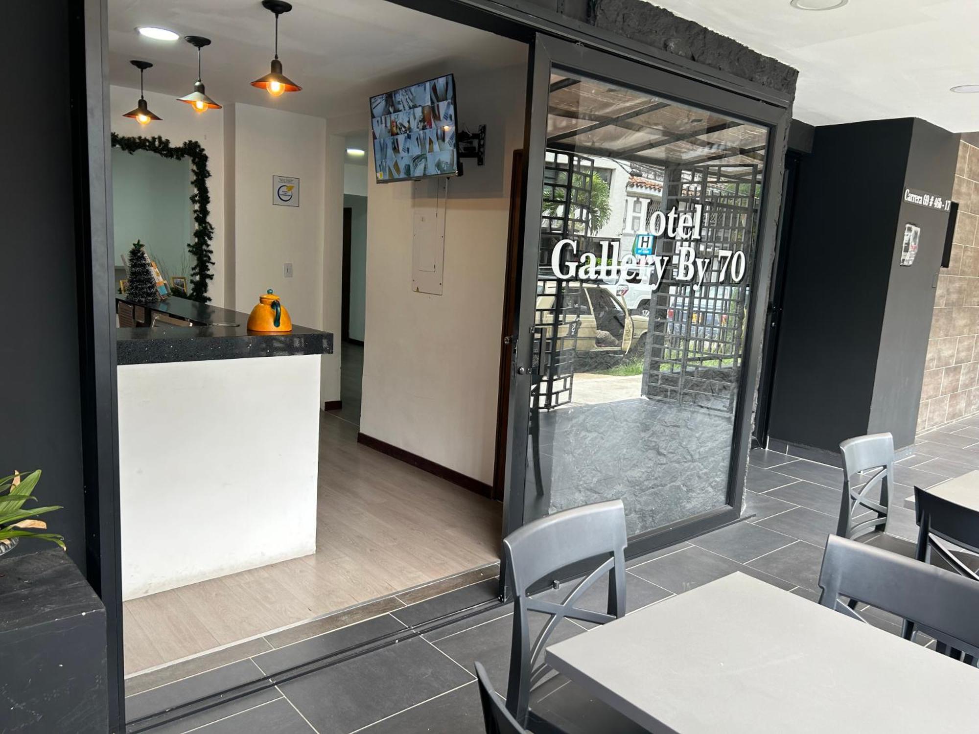Hotel Gallery By 70 Medellín Kültér fotó