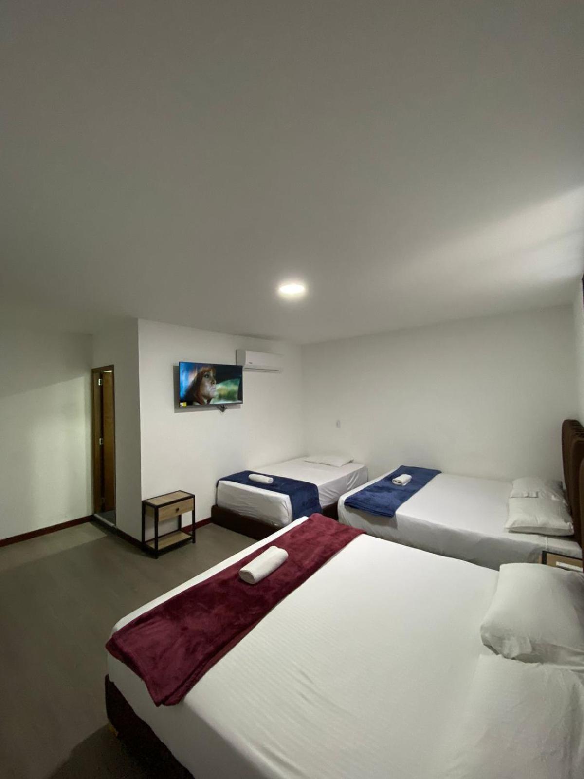 Hotel Gallery By 70 Medellín Kültér fotó