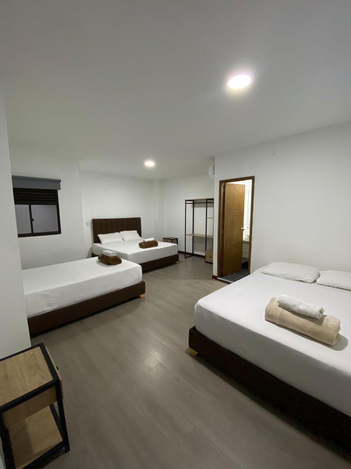 Hotel Gallery By 70 Medellín Kültér fotó