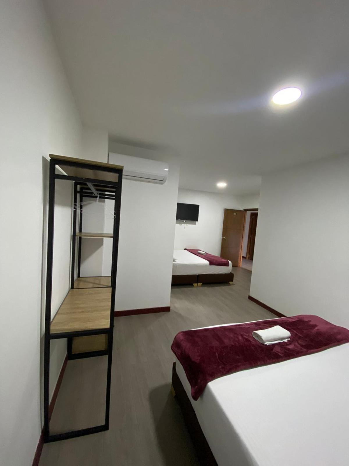 Hotel Gallery By 70 Medellín Kültér fotó